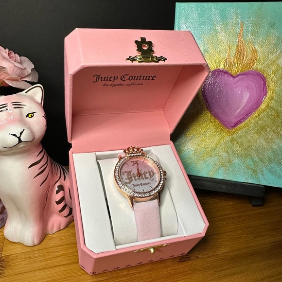 Juicy Couture Pink Crystal Embellished Watch 👑 - Picture 4 of 9